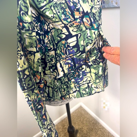 Christopher & Banks Multicolor Abstract Button Down, Two Side pocket Shirt Siz M - Picture 4 of 10